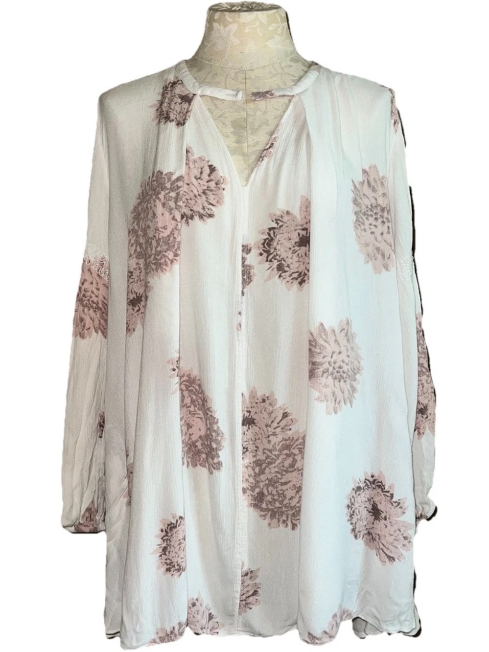 Free People Floral Burst Flowy Boho Keyhole Tunic Blouse Cream Pink Pockets M